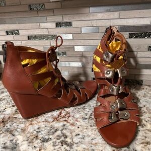 Dolce Vita Brown Leather Lace-Up or zip Wedge Sandals size 5 1/2